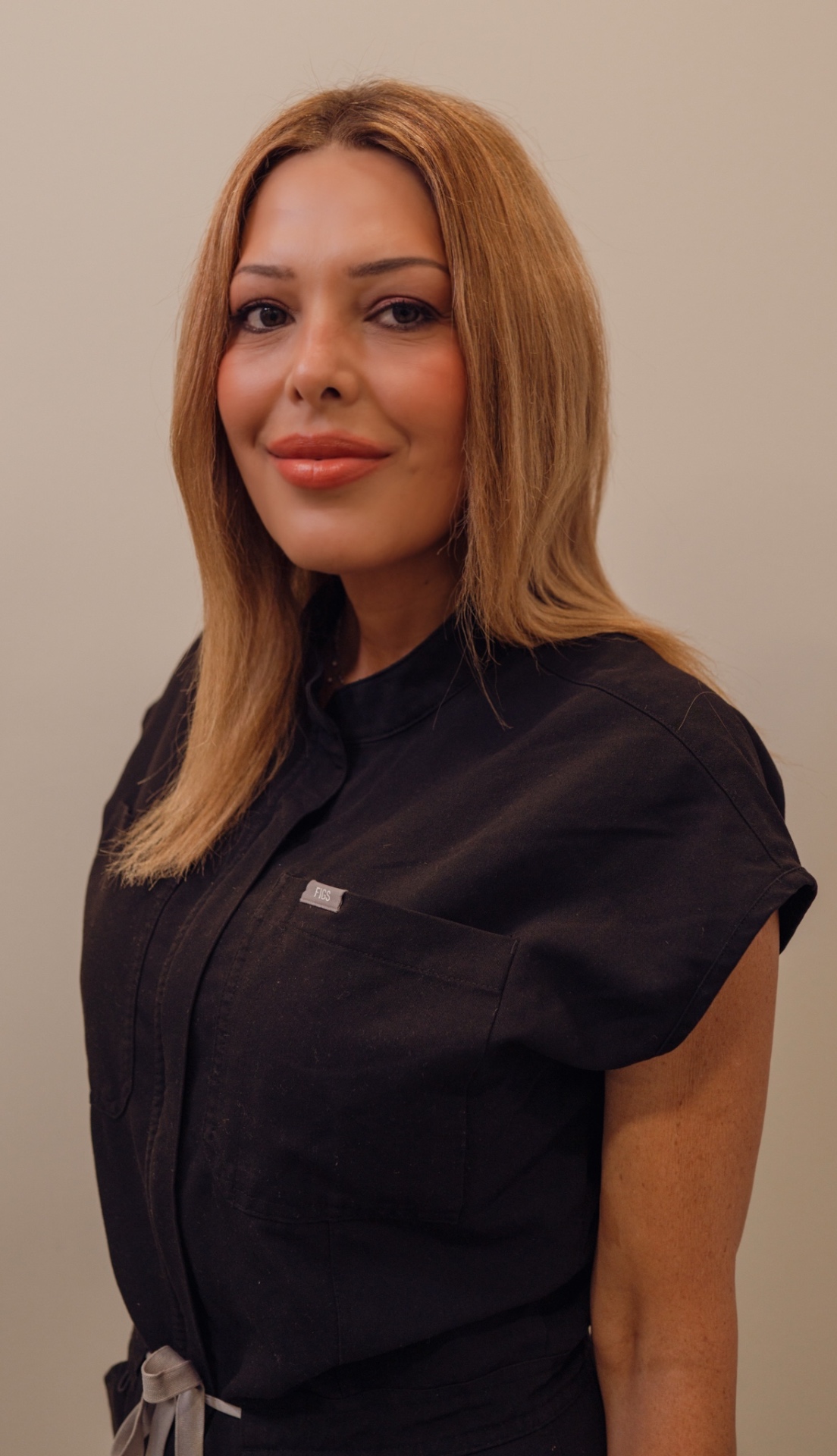 Liz, Esthetician
